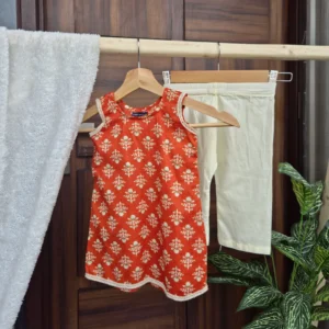 Floral Printed Sleeveless Kurta Set